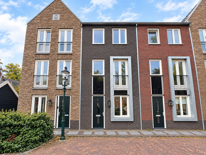View photo 1/5 of house in Huizen