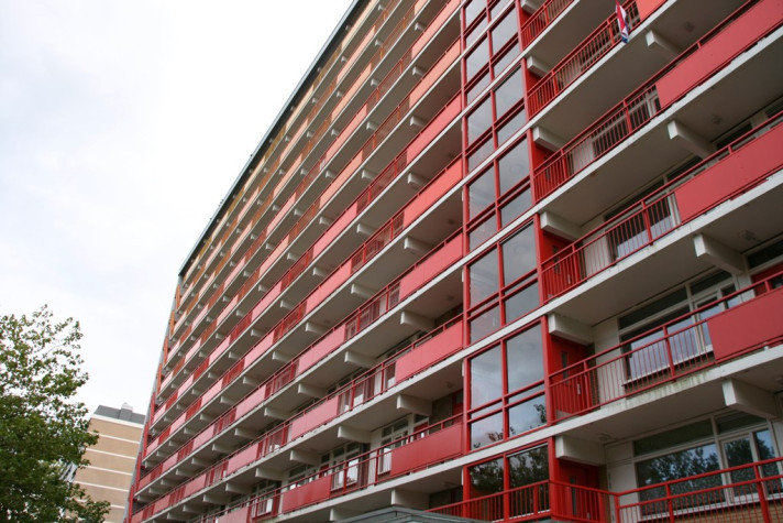 Bekijk foto 1/2 van apartment in Alphen aan den Rijn
