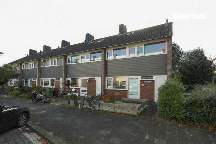 Bekijk foto 1/4 van house in Leiden