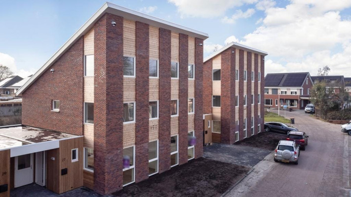 Bekijk foto 1/5 van house in Almelo