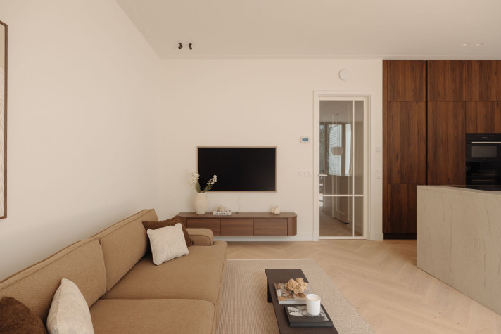 Bekijk foto 1/5 van apartment in Amsterdam
