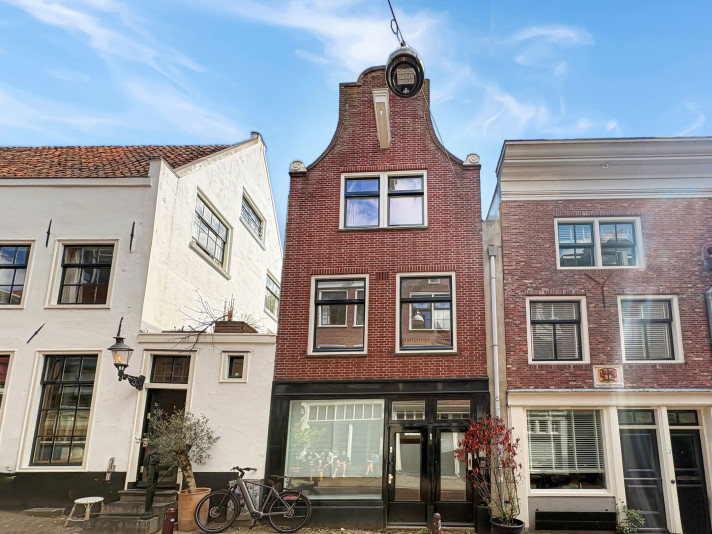 View photo 1/5 of house in Amsterdam