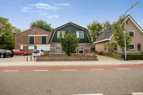 Dom — Zwaag
