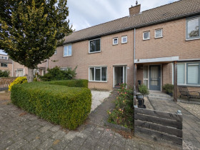 Dom — Huizen