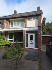 Dom — Woensdrecht