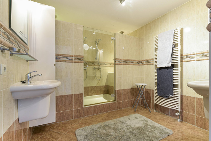 View photo 1/53 of apartment in 's-Gravenhage