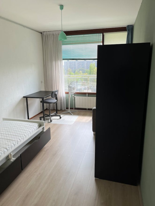 Kamer Herman Gorterplaats, Capelle Aan Den IJssel (2902 TC)