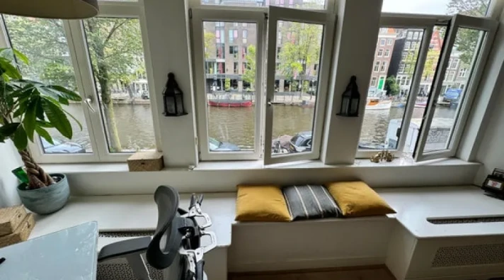 View photo 1/64 of apartment in Amsterdam