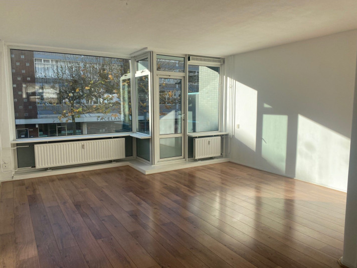 Bekijk foto 1/20 van apartment in Rotterdam