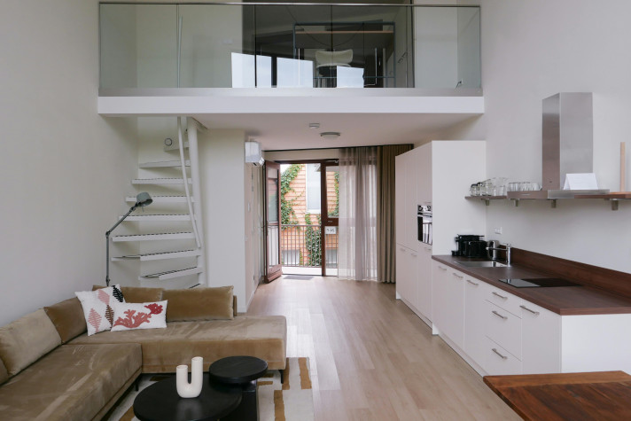 Studio aan de Asvest in Delft (706394)