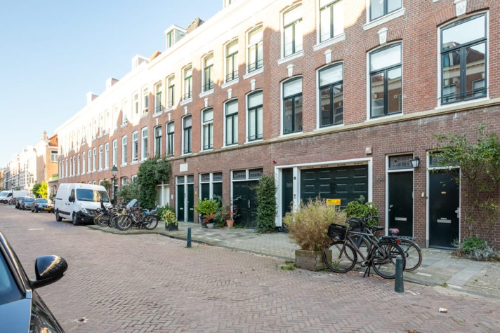Bekijk foto 1/46 van house in 's-Gravenhage