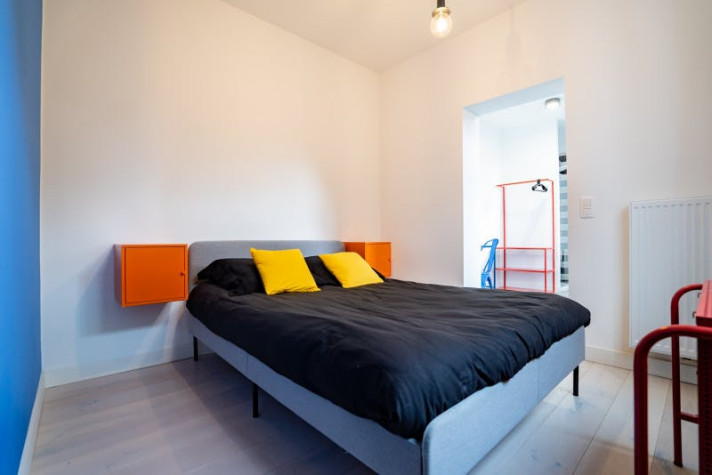 Sieh dir Foto 1/12 des room in Charleroi an