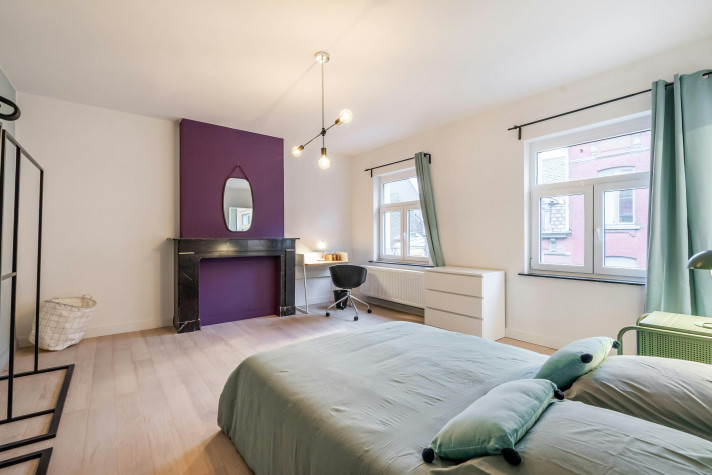 Bekijk foto 1 van 14 van het room in Charleroi