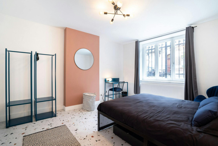 Bekijk foto 1 van 13 van het room in Etterbeek