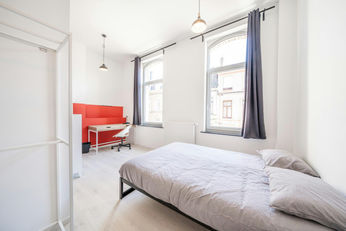 Sieh dir Foto 1/14 des room in Arlon an