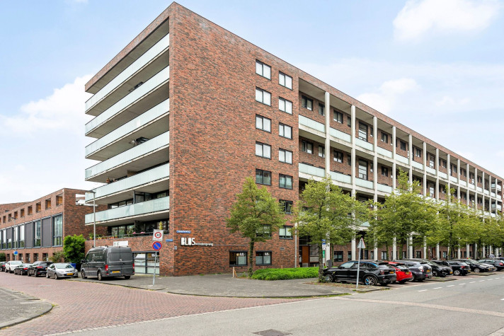 View photo 1/17 of apartment in Rotterdam