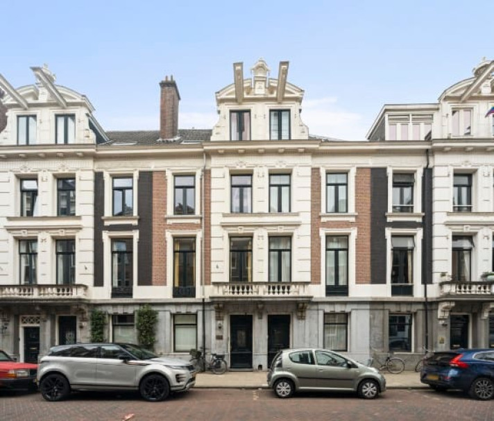 View photo 1/41 of house in Amsterdam