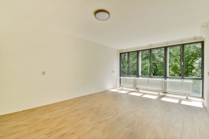 View photo 1/33 of apartment in Amsterdam