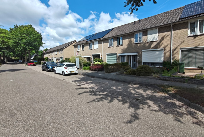 View photo 1/17 of house in Meierijstad