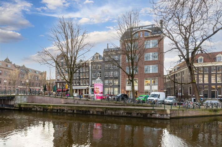 Bekijk foto 1/35 van apartment in Amsterdam