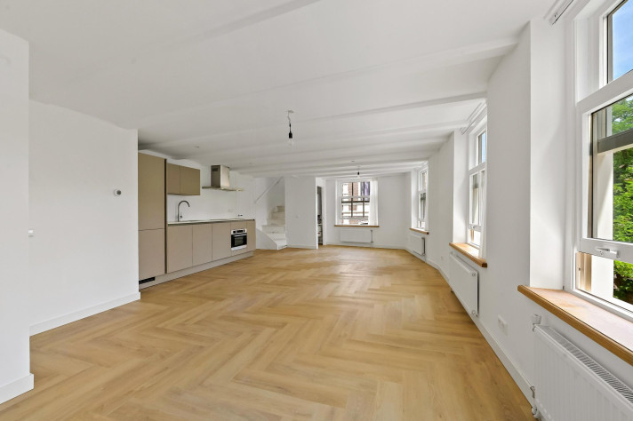 Bekijk foto 1/36 van apartment in 's-Gravenhage