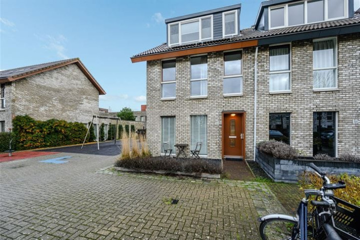 View photo 1/58 of house in Haarlemmermeer