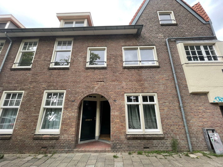 View photo 1/20 of apartment in Amsterdam