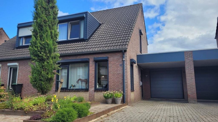 Bekijk foto 1/27 van house in Roermond