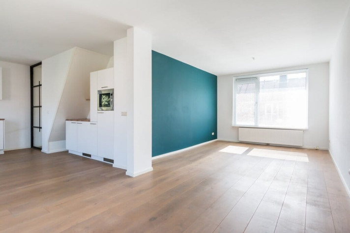 View photo 1/22 of apartment in Amsterdam