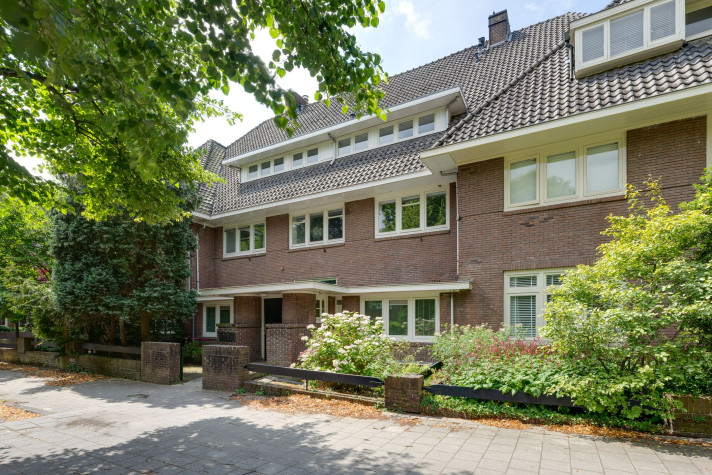 View photo 1/64 of apartment in Amsterdam