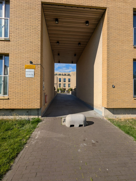View photo 1/23 of apartment in Amsterdam