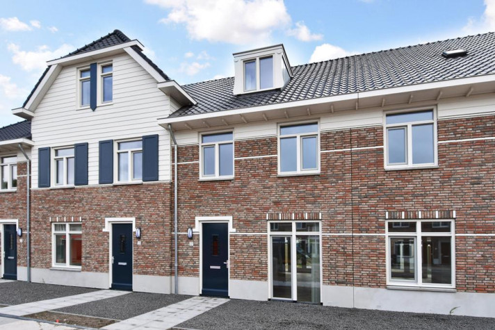 Bekijk foto 1/33 van house in 's-Gravenhage