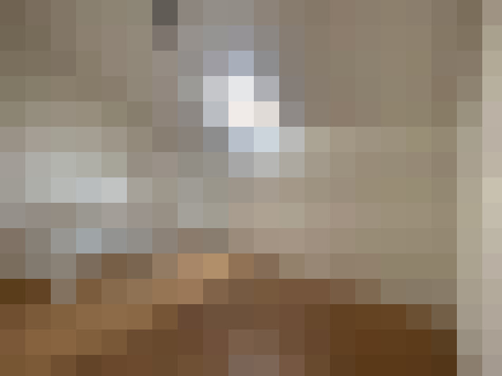 Image 70
