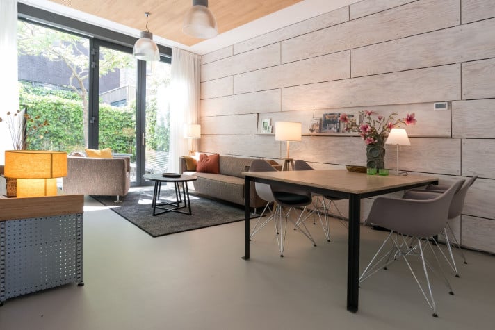Bekijk foto 1/37 van apartment in Amsterdam