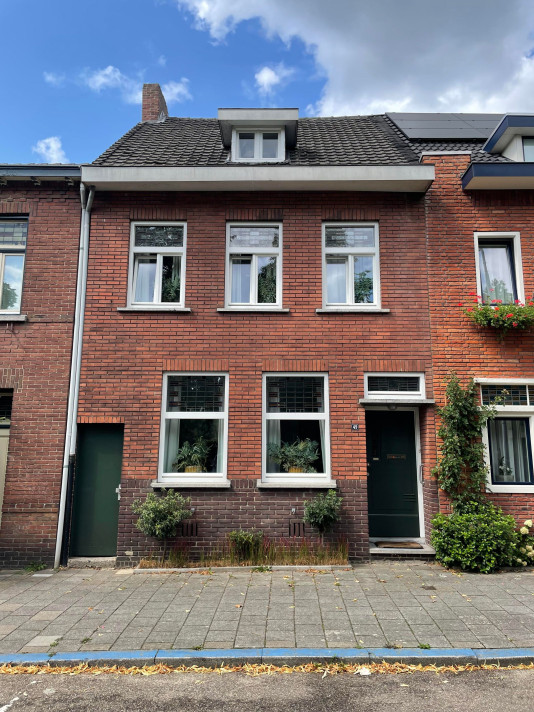 Bekijk foto 1/21 van house in Venlo
