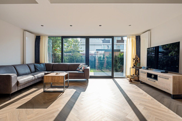 View photo 1/50 of house in Amstelveen