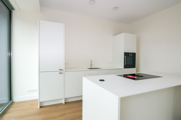 View photo 1/17 of apartment in Amsterdam