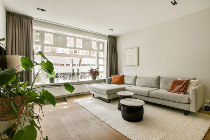 View photo 1/43 of apartment in Amsterdam