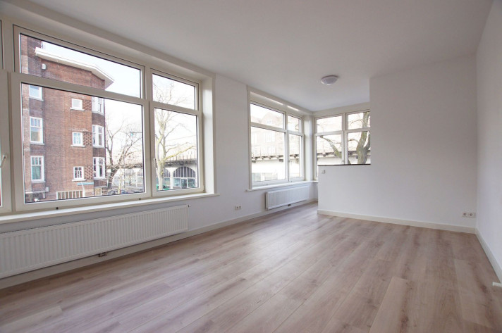View photo 1/11 of apartment in Rotterdam