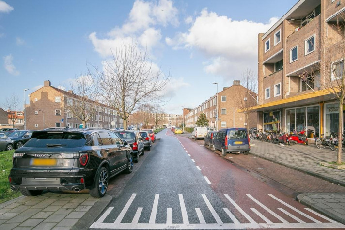 View photo 1/28 of apartment in Haarlem