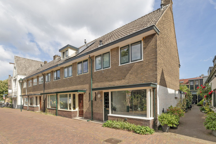 Bekijk foto 1/27 van house in Hilversum