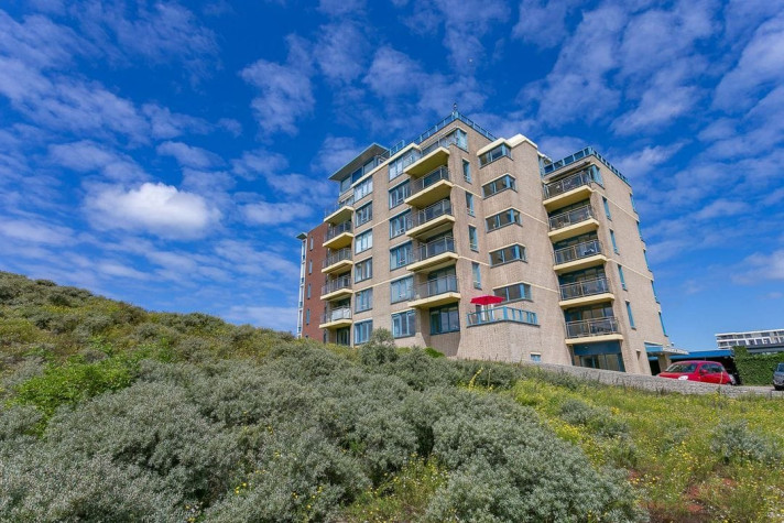 View photo 1/65 of apartment in 's-Gravenhage