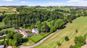 Family home in Eys