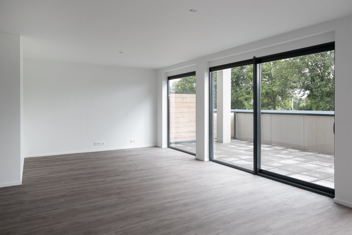 View photo 1/8 of apartment in Rotterdam