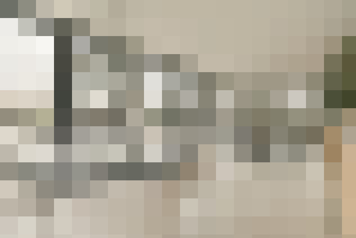 Image 100