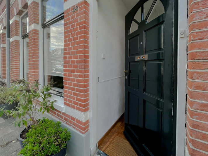 Bekijk foto 1/24 van house in Haarlem