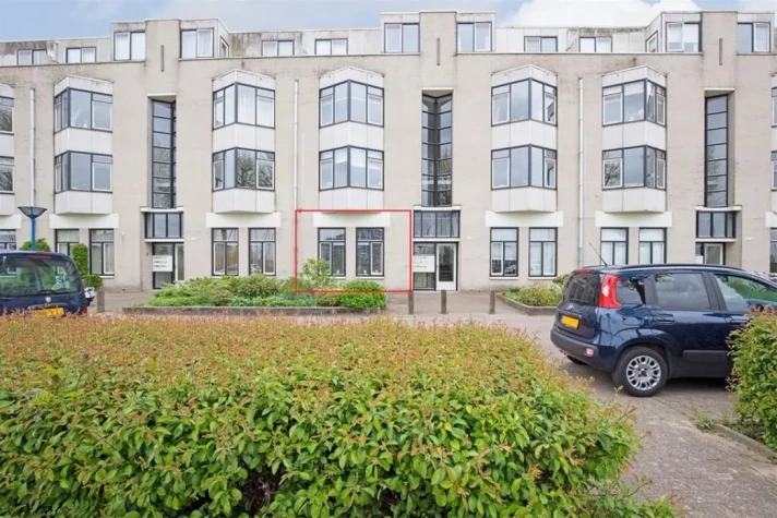 Bekijk foto 1/20 van house in Huizen
