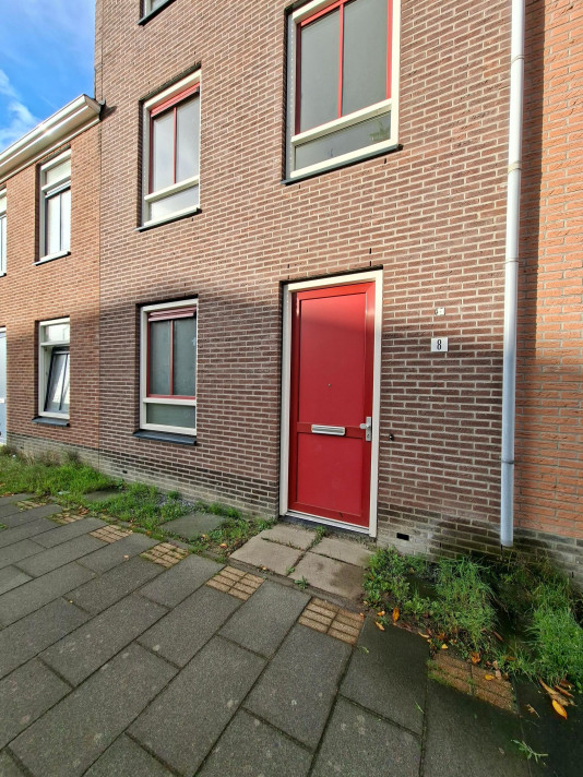 Bekijk foto 1/30 van house in Almere