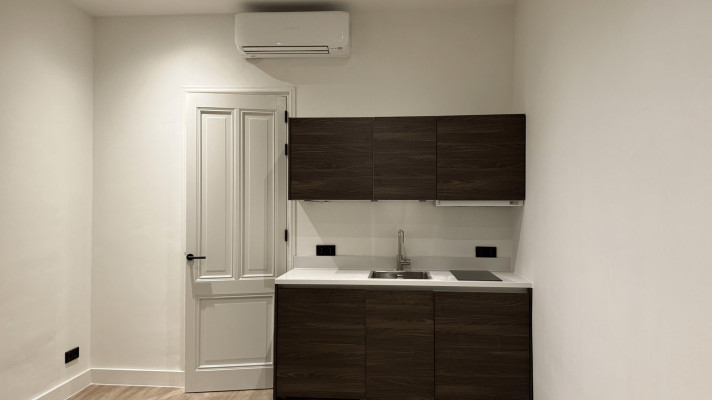 View photo 1/8 of apartment in 's-Gravenhage
