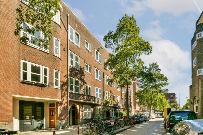 View photo 1/17 of house in Amsterdam